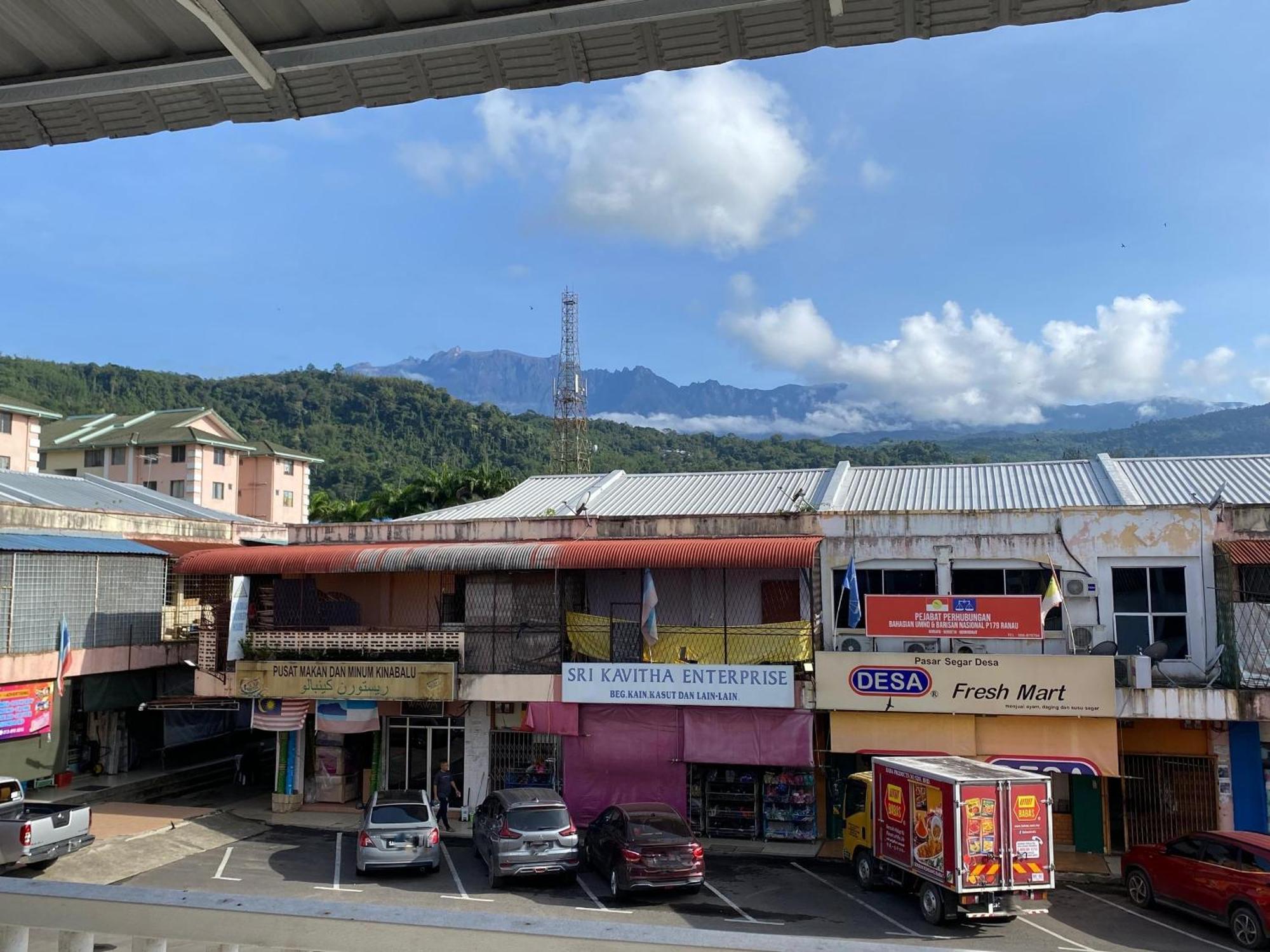 Suria Paradise Lodge Ranau Exteriör bild